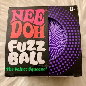 NeeDoh Fuzz Ball Velvet Squeeze - Bright Purple